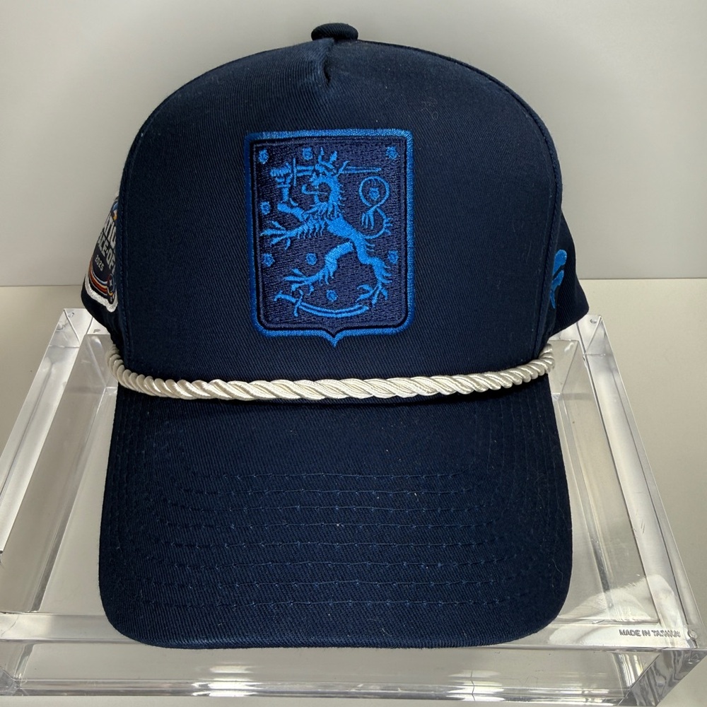 OUTERSTUFF YOUTH 4 NATIONS FINLAND SNAPBACK CAP